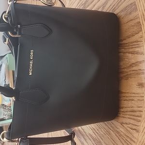 Michael Kors Eden Leather Bucket Bag